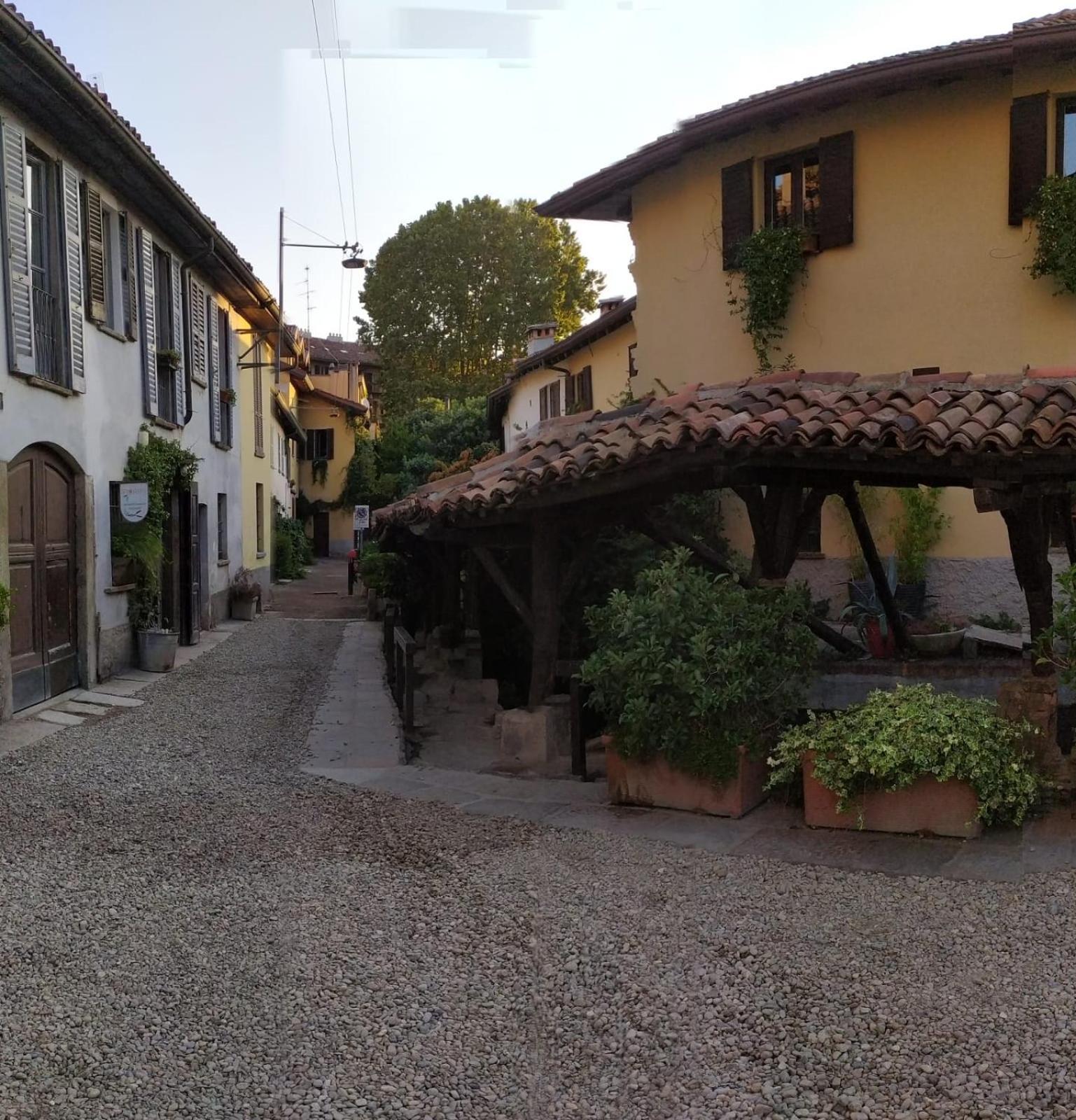 Camera Navigli Con Bagno Privato 米兰 外观 照片