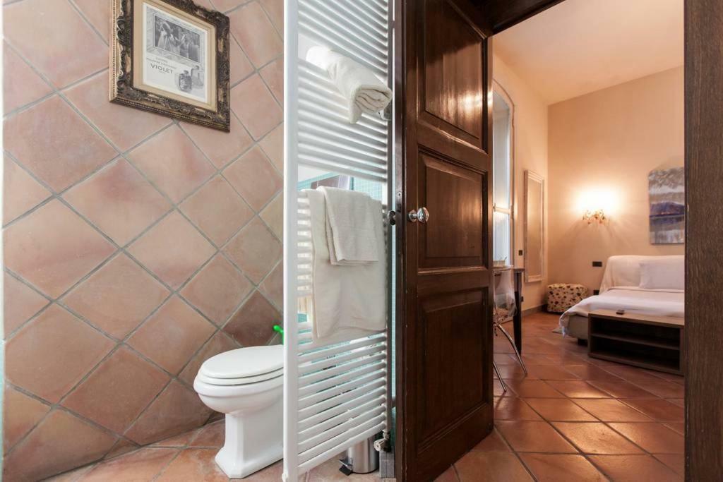Camera Navigli Con Bagno Privato 米兰 外观 照片